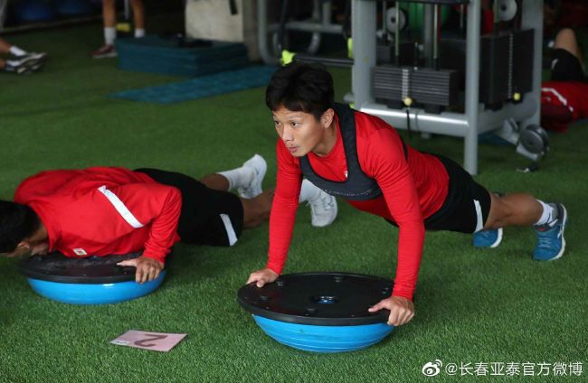 日本在线观看成人小视频